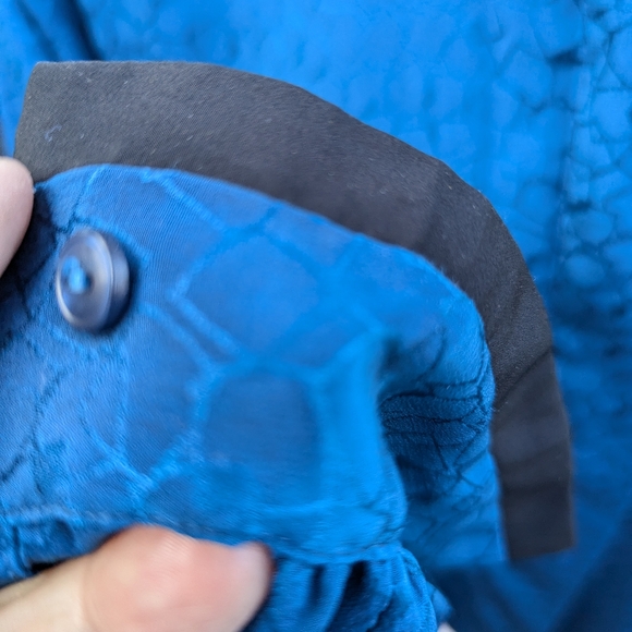 Vintage Woman's Country Sophisticates Pendleton's Dk Teal LS Blouse Sz 8 - Picture 4 of 6